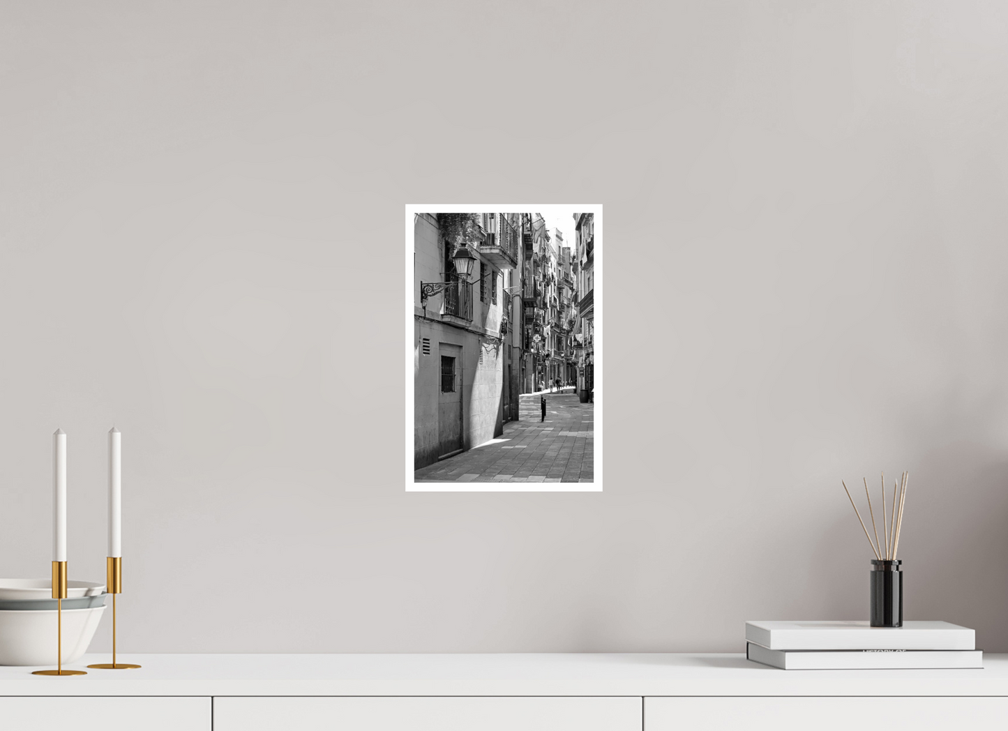 8 x 12″, B&W Print .39 Border Barcelona