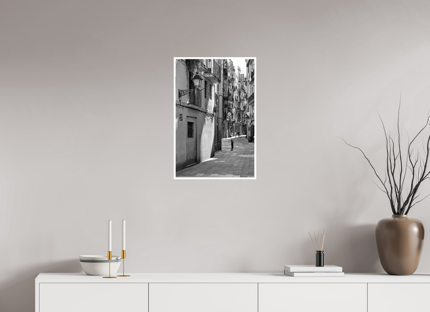 16 x 24″, B&W Print .39 Border Barcelona